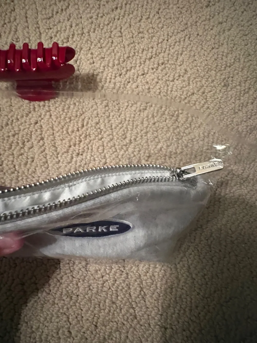 BNWT PARKE CRIMSON RED CLAW CLIP WITH PARKE COIN PURSE